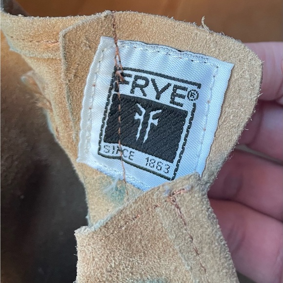 Frye Veronica Boots size 8 - Picture 2 of 3